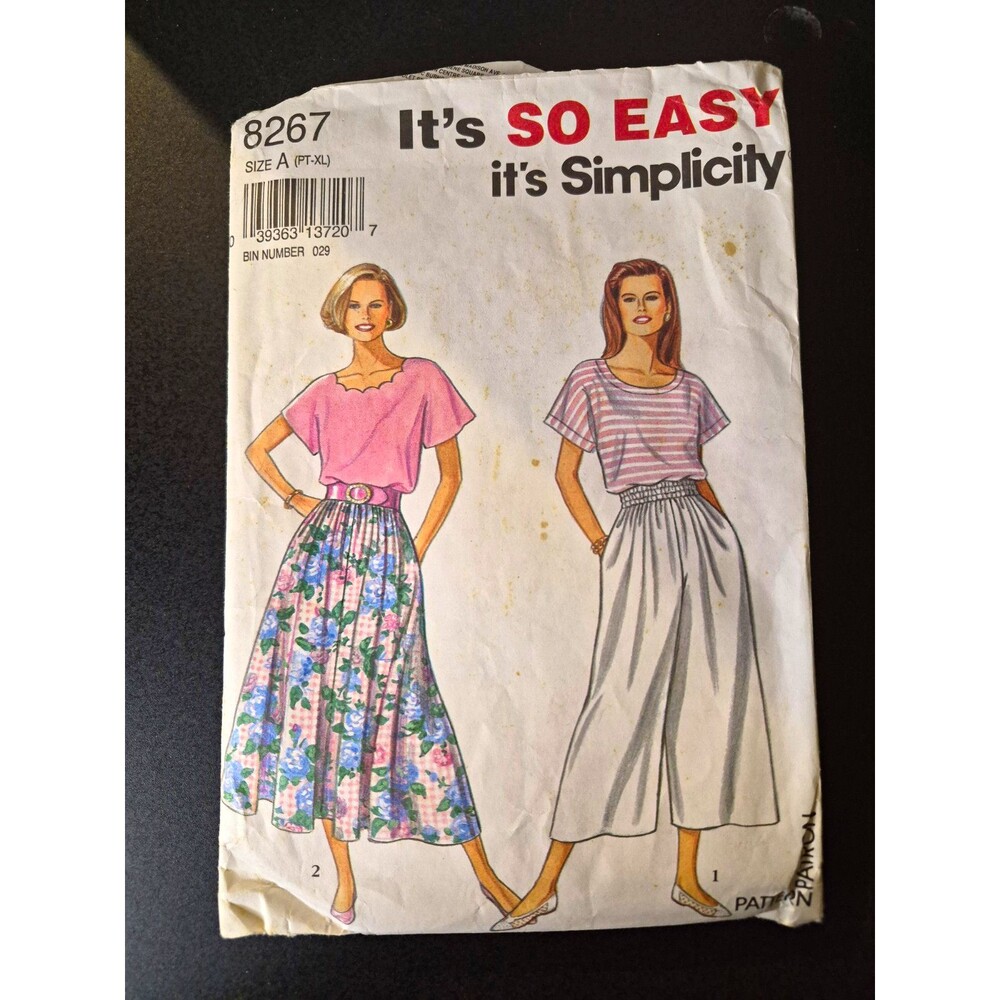 Simplicity Misses Skirt & Blouse Sewing Pattern 8267 Petite-XL 1990s Cut